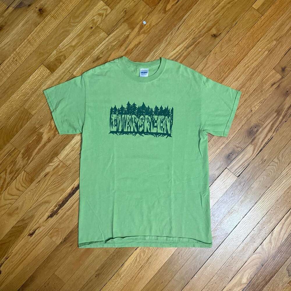 Gildan Evergreen Forest Graphic T-Shirt